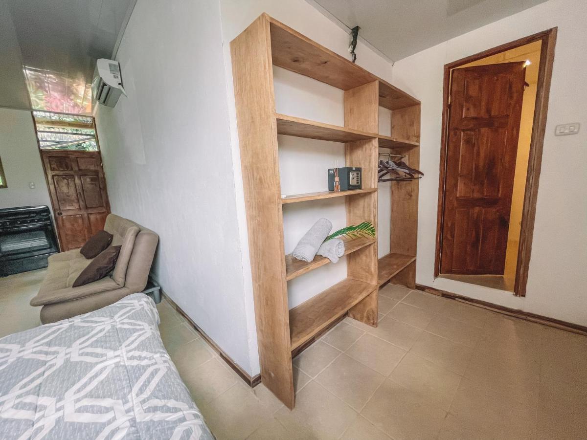 El Gato Rojas Surf Hostel Playa Santa Teresa  Екстериор снимка
