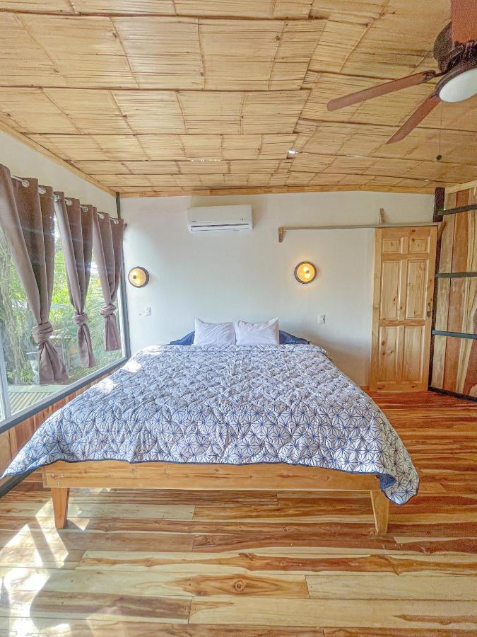 El Gato Rojas Surf Hostel Playa Santa Teresa  Екстериор снимка