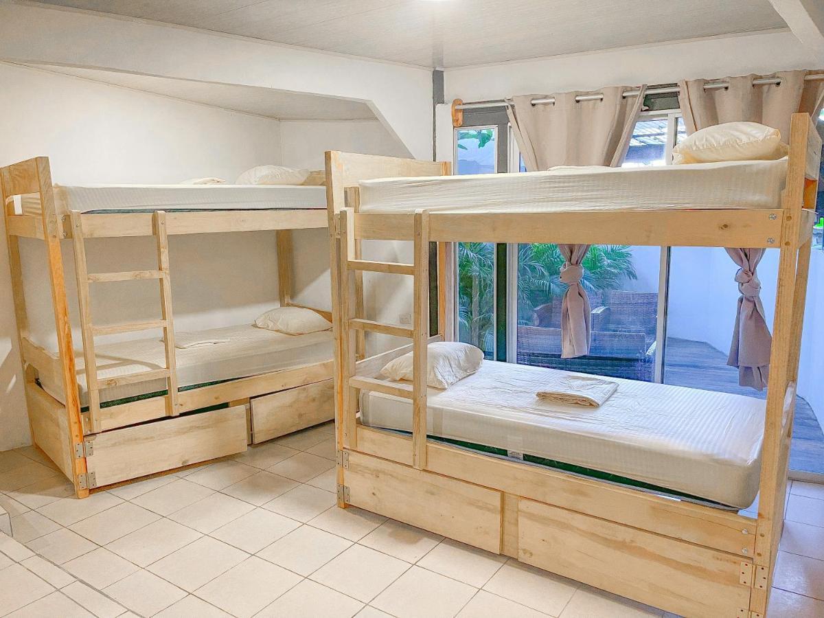 El Gato Rojas Surf Hostel Playa Santa Teresa  Екстериор снимка