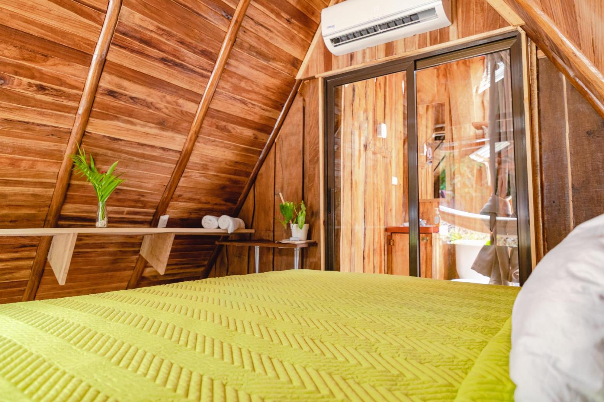 El Gato Rojas Surf Hostel Playa Santa Teresa  Екстериор снимка