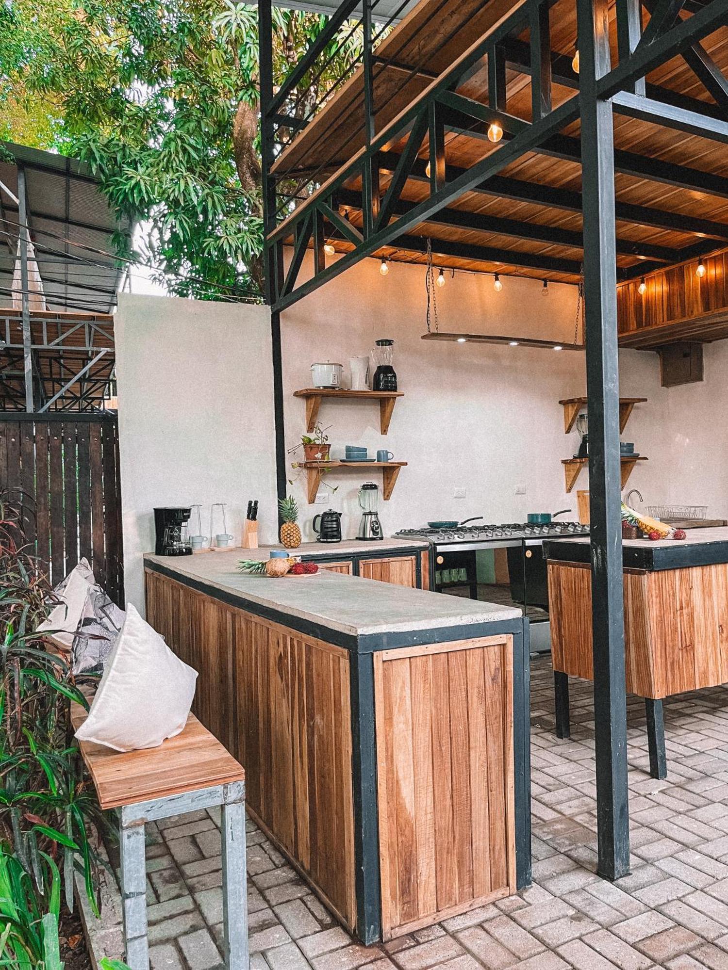 El Gato Rojas Surf Hostel Playa Santa Teresa  Екстериор снимка